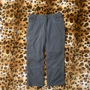 Kuhl women Cargo Pants size (L12)